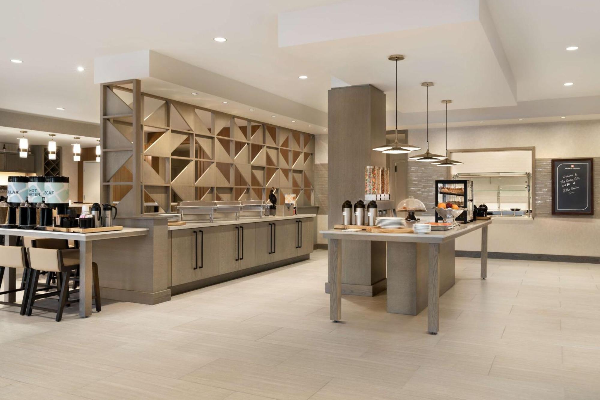 Hilton Garden Inn Newtown Square Radnor Екстериор снимка
