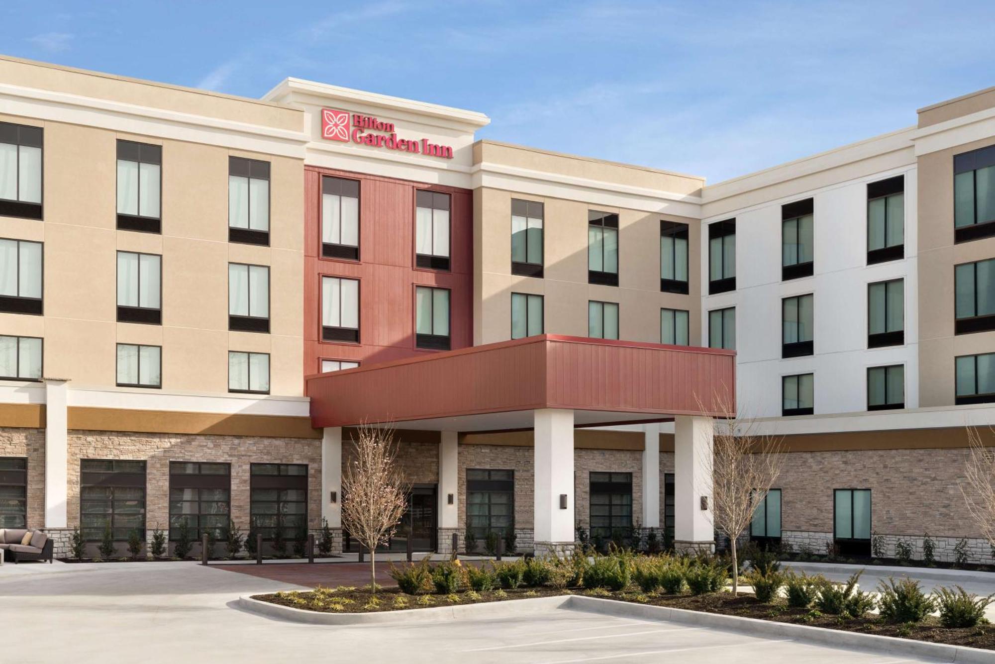 Hilton Garden Inn Newtown Square Radnor Екстериор снимка